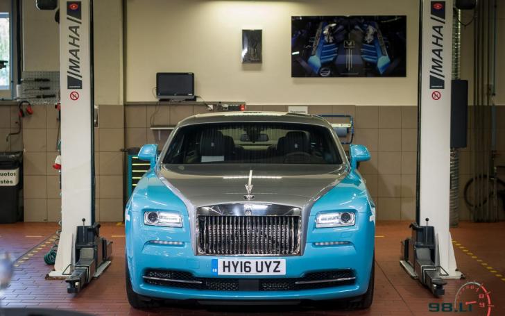 Rolls-Royce serviso atidarymas Vilniuje/Vytauto Pilkausko nuotrauka