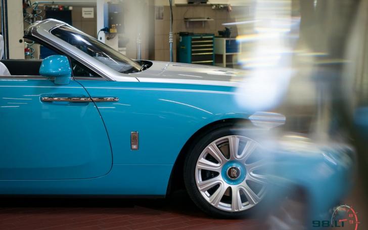 Rolls-Royce serviso atidarymas Vilniuje/Vytauto Pilkausko nuotrauka