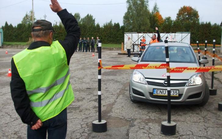 Šauniausias Panevėžio apskrities vairuotojas 2013/Organizatorių nuotrauka