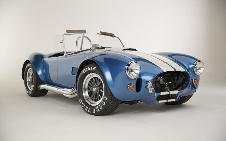 Shelby Cobra 427 Anniversary 50/Gamintojo nuotrauka