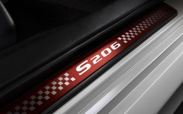 Subaru JDM Impreza STI S206/Gamintojo nuotrauka