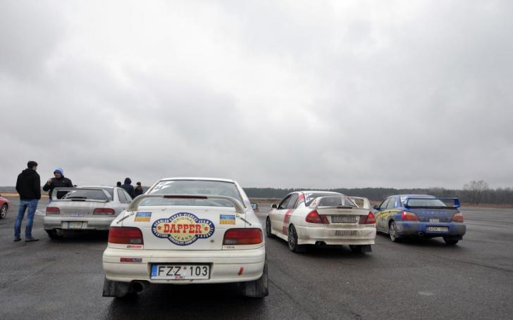 Subaru klubas Gate crash