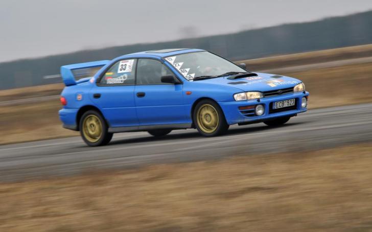 Subaru klubas Gate crash