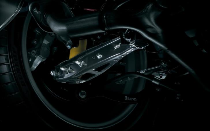 Subaru WRX ST S207/Gamintojo nuotrauka