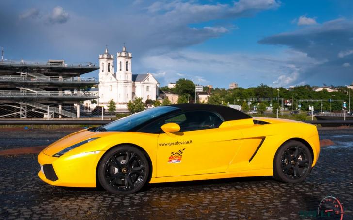 Lamborghini Gallardo/Vytauto Pilkausko nuotrauka