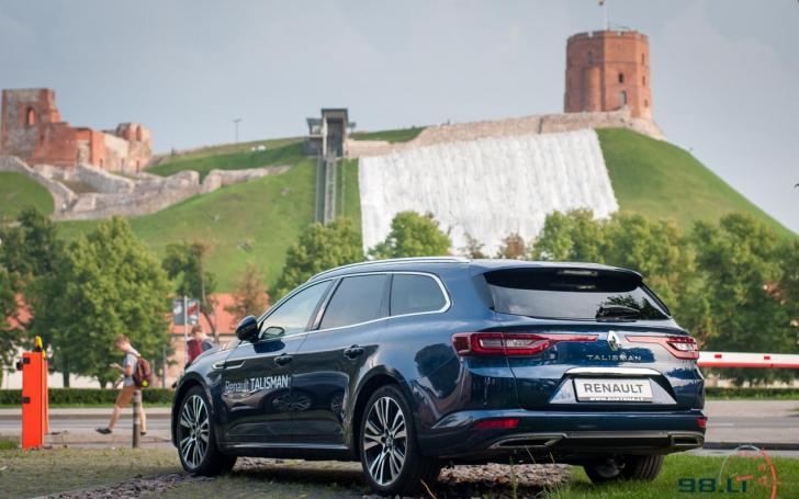 Renault Talisman Grandtour/Vytauto Pilkausko nuotrauka