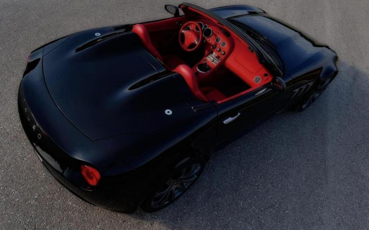 Tauro Sport Auto V8 Spider/Gamintojo nuotrauka