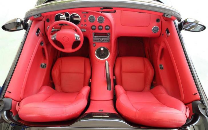 Tauro Sport Auto V8 Spider/Gamintojo nuotrauka