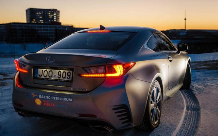 Lexus RC