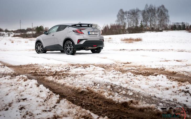 Toyota C-HR/Vytauto Pilkausko nuotrauka
