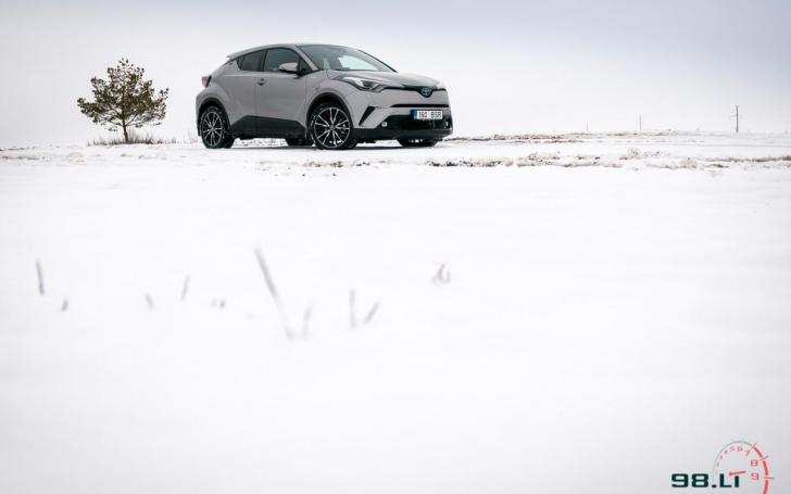 Toyota C-HR/Vytauto Pilkausko nuotrauka
