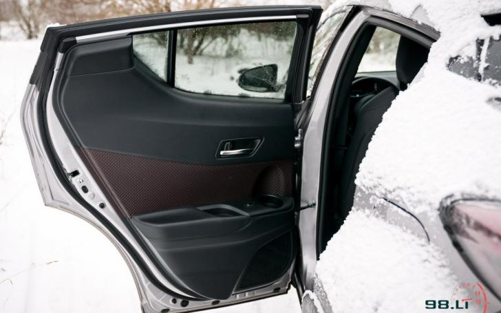Toyota C-HR/Vytauto Pilkausko nuotrauka