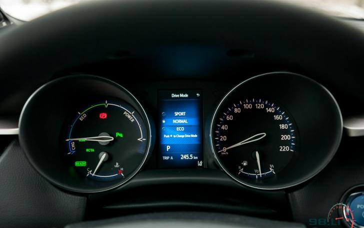 Toyota C-HR/Vytauto Pilkausko nuotrauka Toyota C-HR/Vytauto Pilkausko nuotrauka