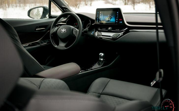 Toyota C-HR/Vytauto Pilkausko nuotrauka Toyota C-HR/Vytauto Pilkausko nuotrauka