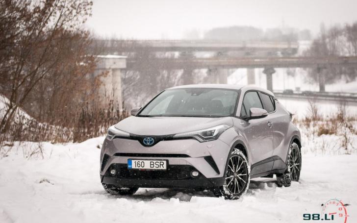 Toyota C-HR/Vytauto Pilkausko nuotrauka