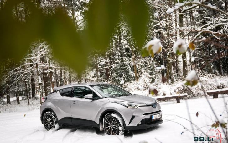 Toyota C-HR/Vytauto Pilkausko nuotrauka