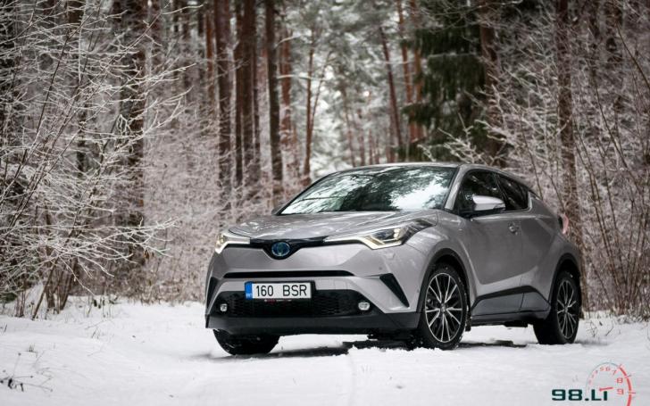 Toyota C-HR/Vytauto Pilkausko nuotrauka