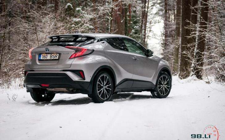 Toyota C-HR/Vytauto Pilkausko nuotrauka