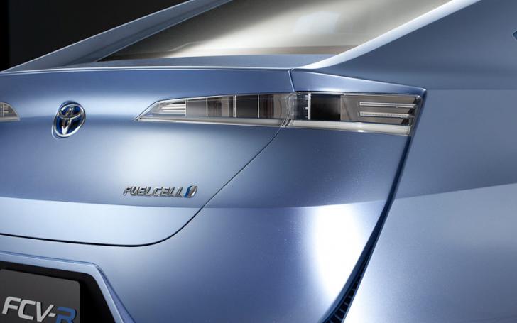 Toyota FCV-R Fuel-Cell Concept/Gamintojo nuotrauka