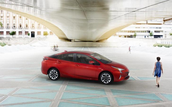 Toyota Prius/Gamintojo nuotrauka