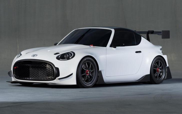 Toyota S-FR Racing Concept/Gamintojo nuotrauka