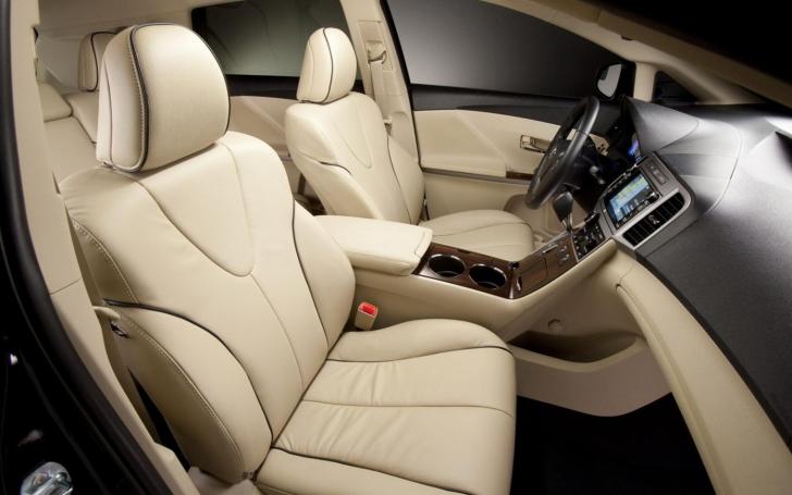 Toyota Venza/Gamintojo nuotrauka