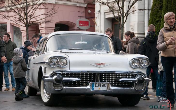 Amerikietiškų automobilių susitikimas/Vytauto Pilkausko nuotrauka