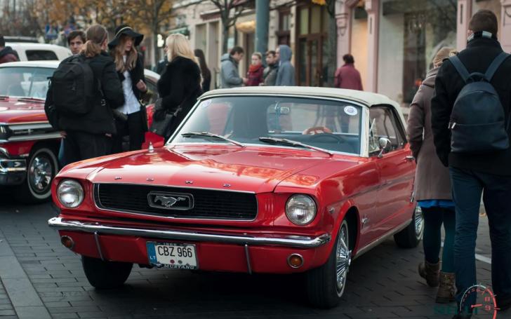 Amerikietiškų automobilių susitikimas/Vytauto Pilkausko nuotrauka
