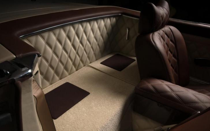 Vilner Mercedes-Benz SL Pagoda/Gamintojo nuotrauka