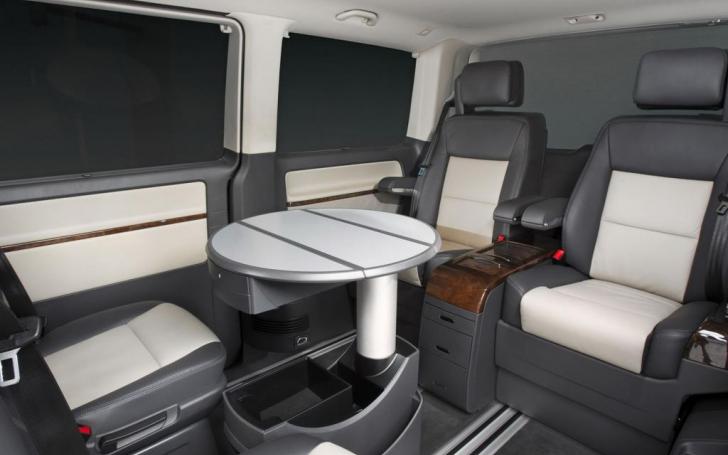 Volkswagen Caravelle Business/Gamintojo nuotrauka