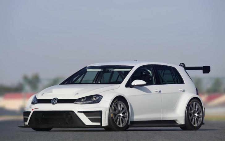 Volkswagen Golf TCR/Gamintojo nuotrauka