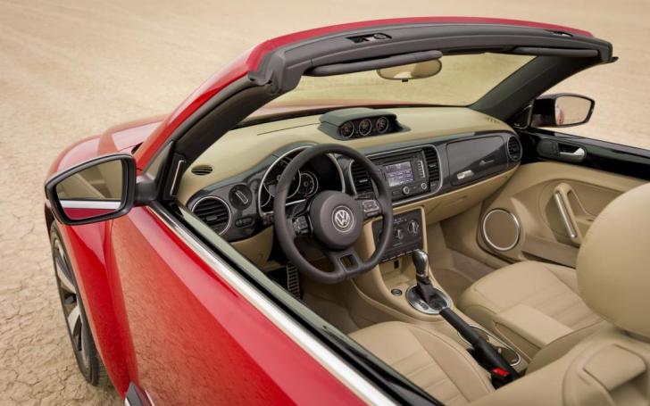 Volkswagn Beetle Convertible/Gamintojo nuotrauka
