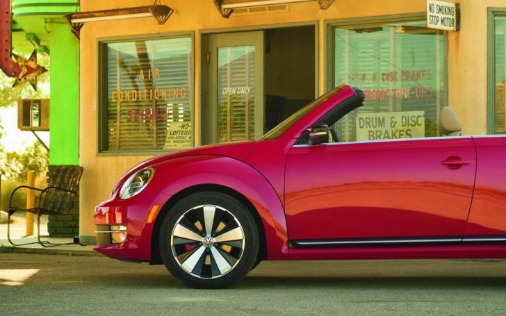 Volkswagn Beetle Convertible/Gamintojo nuotrauka