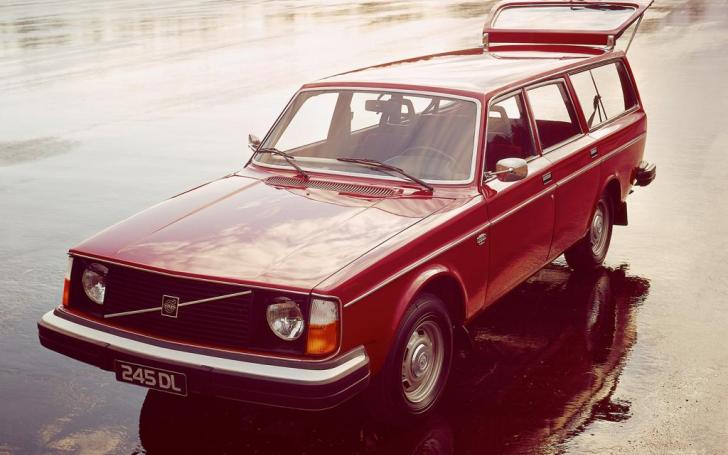 Volvo 240/Gamintojo nuotrauka