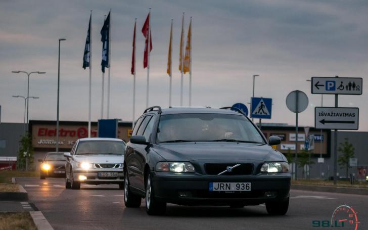 Saab ir Volvo klubų susitikimas Vilniuje/vytophoto.com nuotrauka