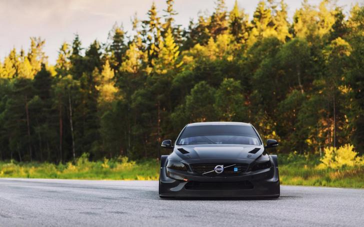 Volvo S60 Polestar TC1/Gamintojo nuotrauka