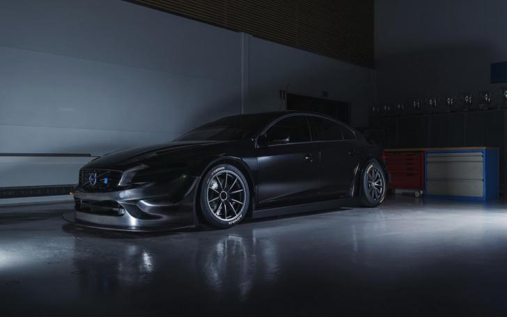 Volvo S60 Polestar TC1/Gamintojo nuotrauka