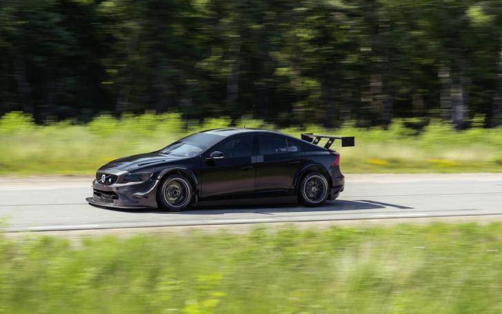 Volvo S60 Polestar TC1/Gamintojo nuotrauka