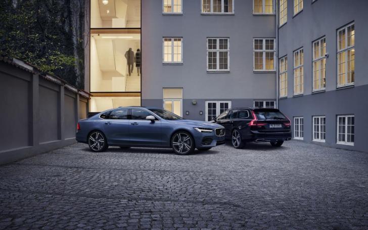 Volvo V90 ir S90 R-Design Volvo V90 ir S90 R-Design