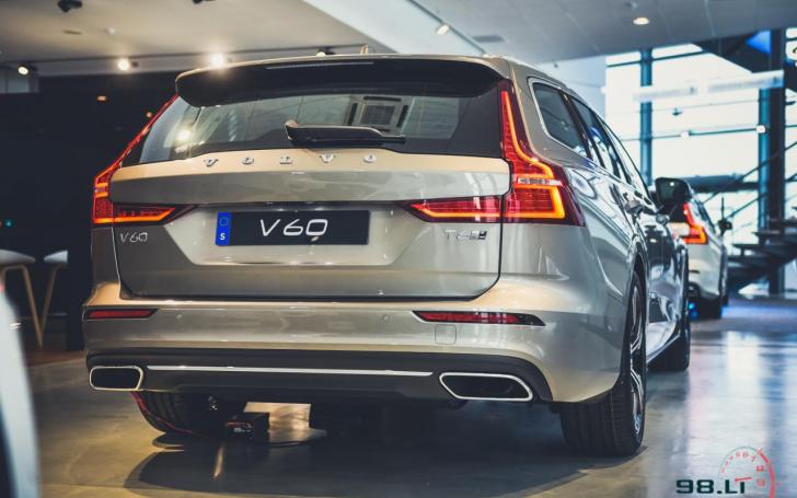 Volvo V60/Vytauto Pilkausko nuotrauka