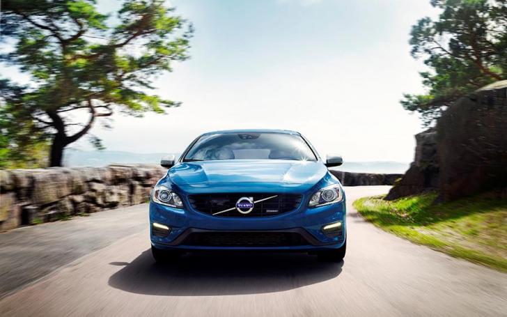 Volvo V60 Plug-in Hybrid R-Design/Gamintojo nuotrauka