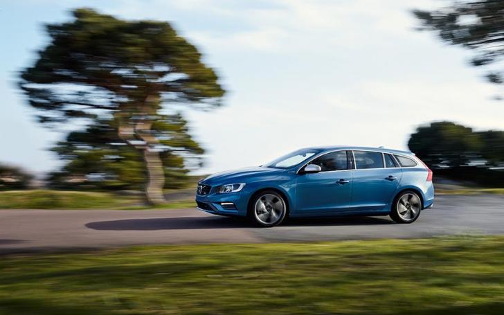 Volvo V60 Plug-in Hybrid R-Design/Gamintojo nuotrauka