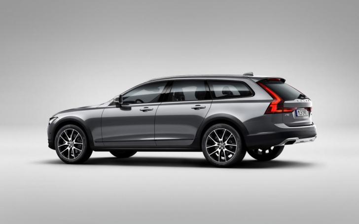 Volvo V90 Cross Country