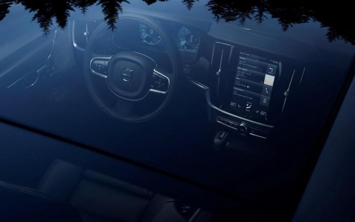 Volvo V90 Cross Country