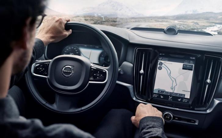 Volvo V90 Cross Country