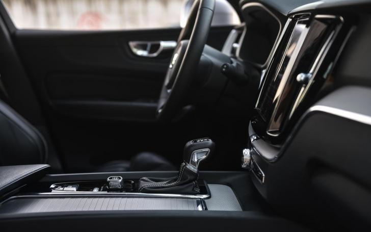 Volvo XC60 R-Design