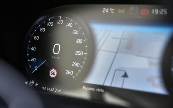 Volvo XC60 R-Design