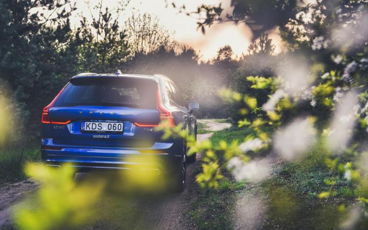 Volvo XC60 R-Design