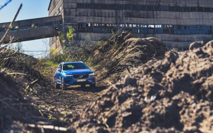 Volvo XC60 R-Design