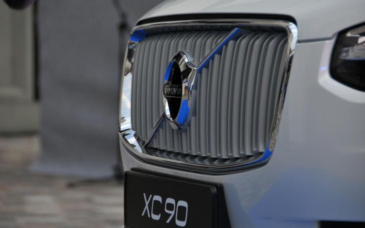 Volvo XC90/Vytauto Pilkausko nuotrauka